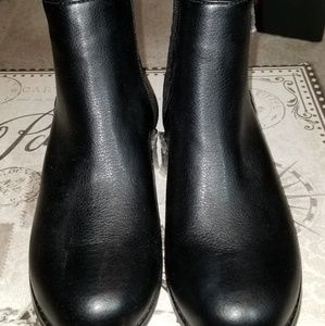 Michael Kors Emma Elsa boots NWB